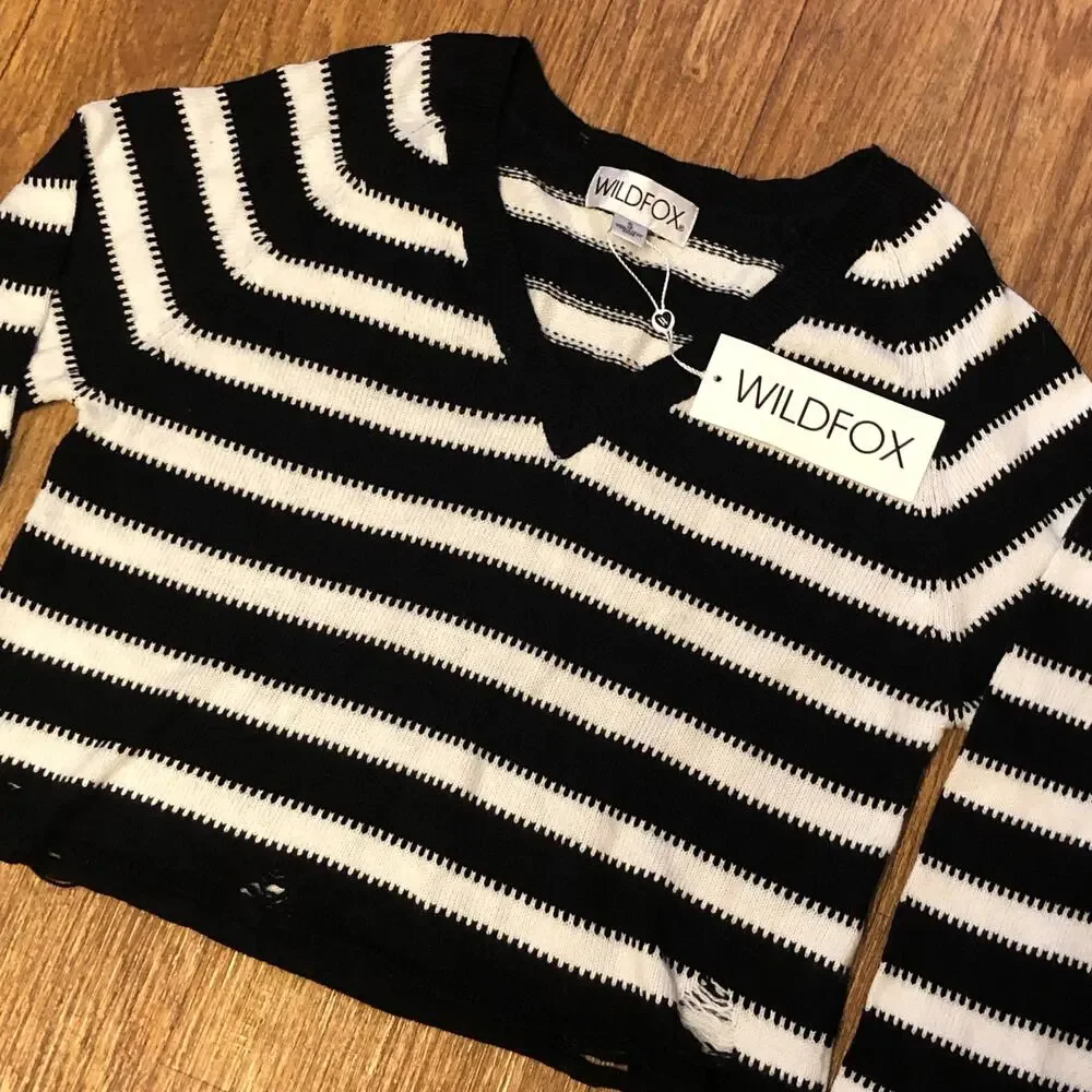 Wildfox Black and White Distressed Striped Pullover Sweater Size Small - Picture 6 of 11